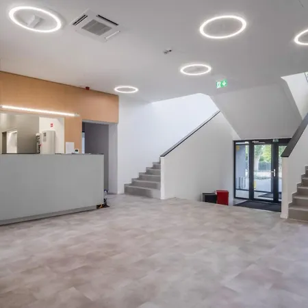 Bed & Breakfast Ciszterci Rendezvenykoezpont 3*